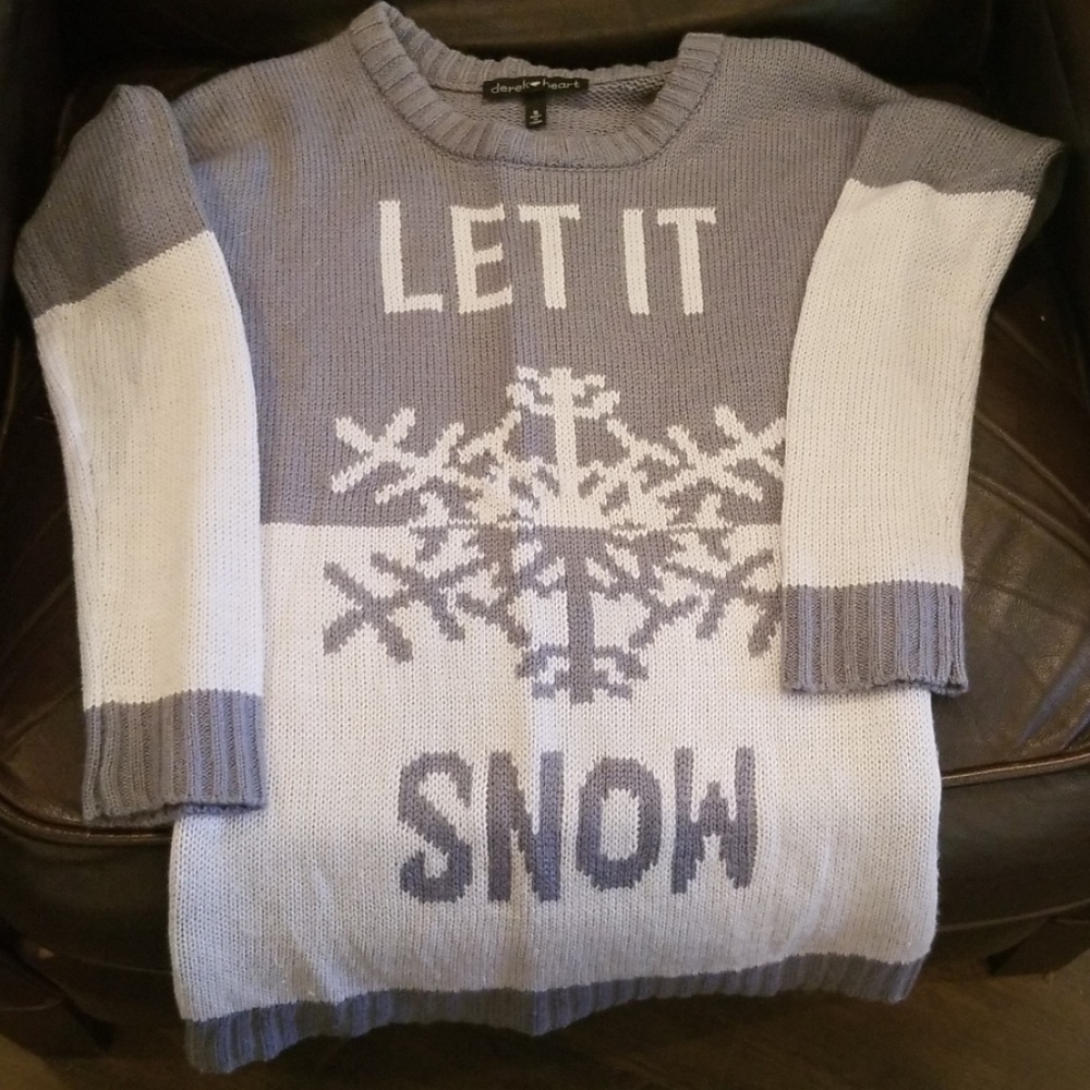 Derek Heart sweater